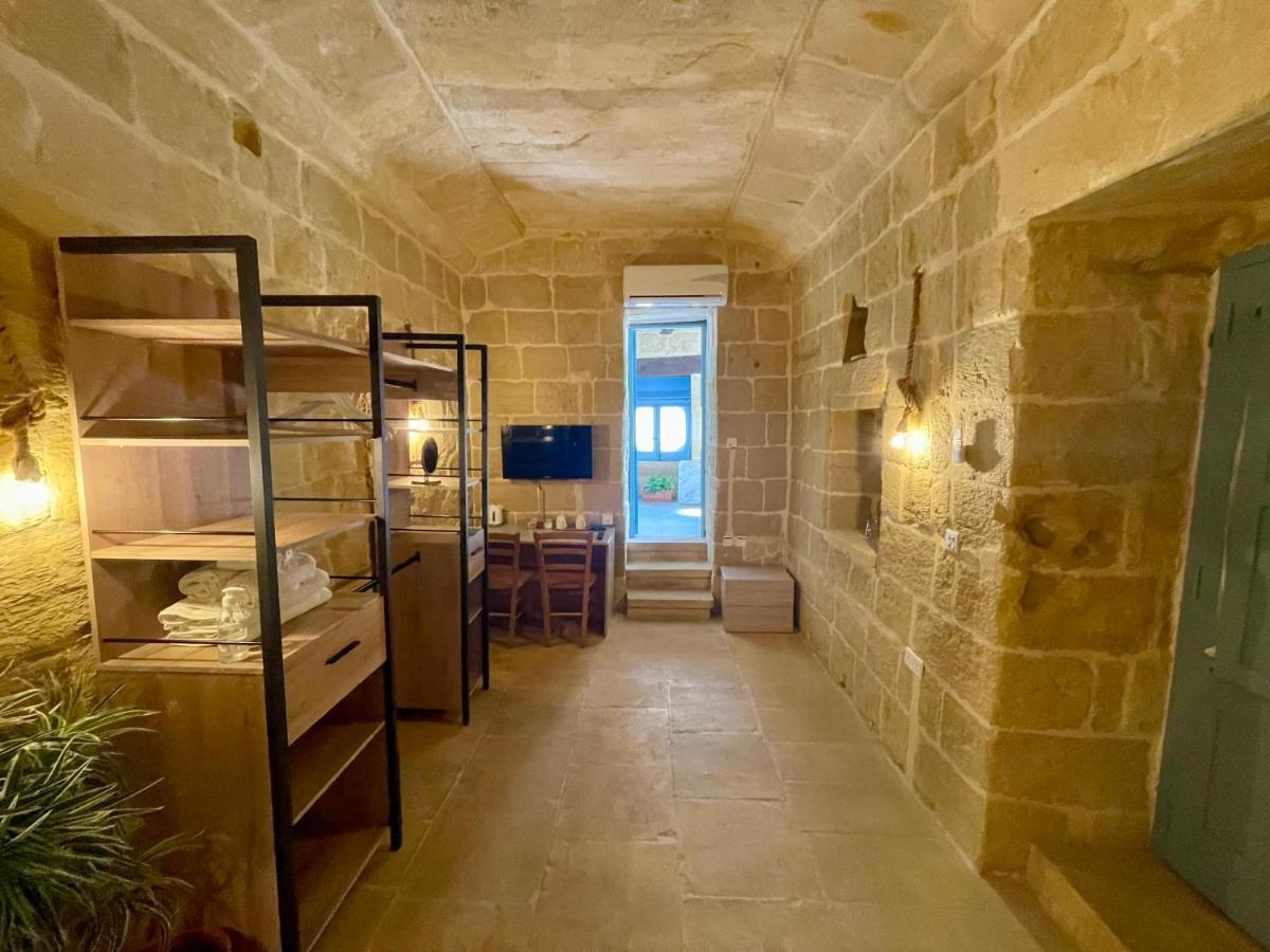 Ta Pinu Guesthouse Għarb Buitenkant foto